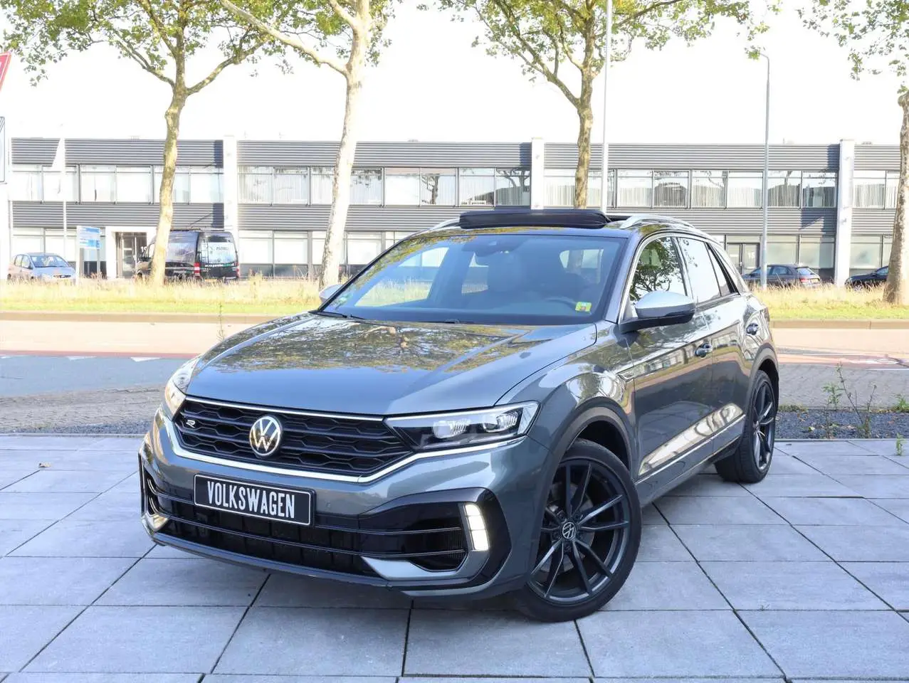 Photo 1 : Volkswagen T-roc 2021 Petrol