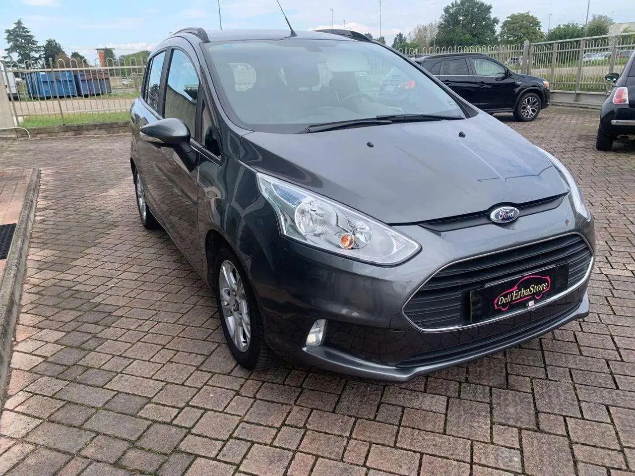 Photo 1 : Ford B-max 2017 LPG