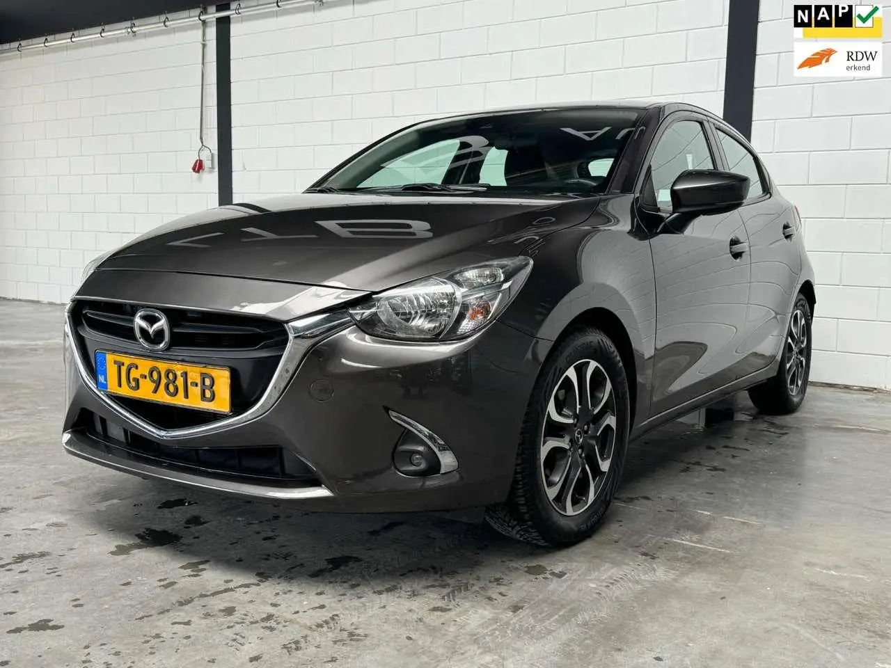 Photo 1 : Mazda 2 2018 Essence