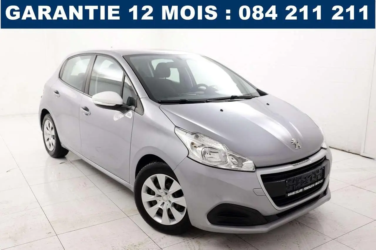 Photo 1 : Peugeot 208 2019 Petrol