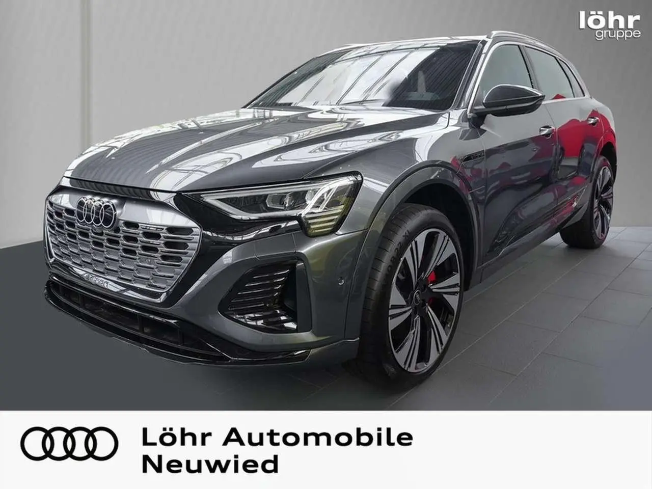 Photo 1 : Audi Q8 2024 Électrique