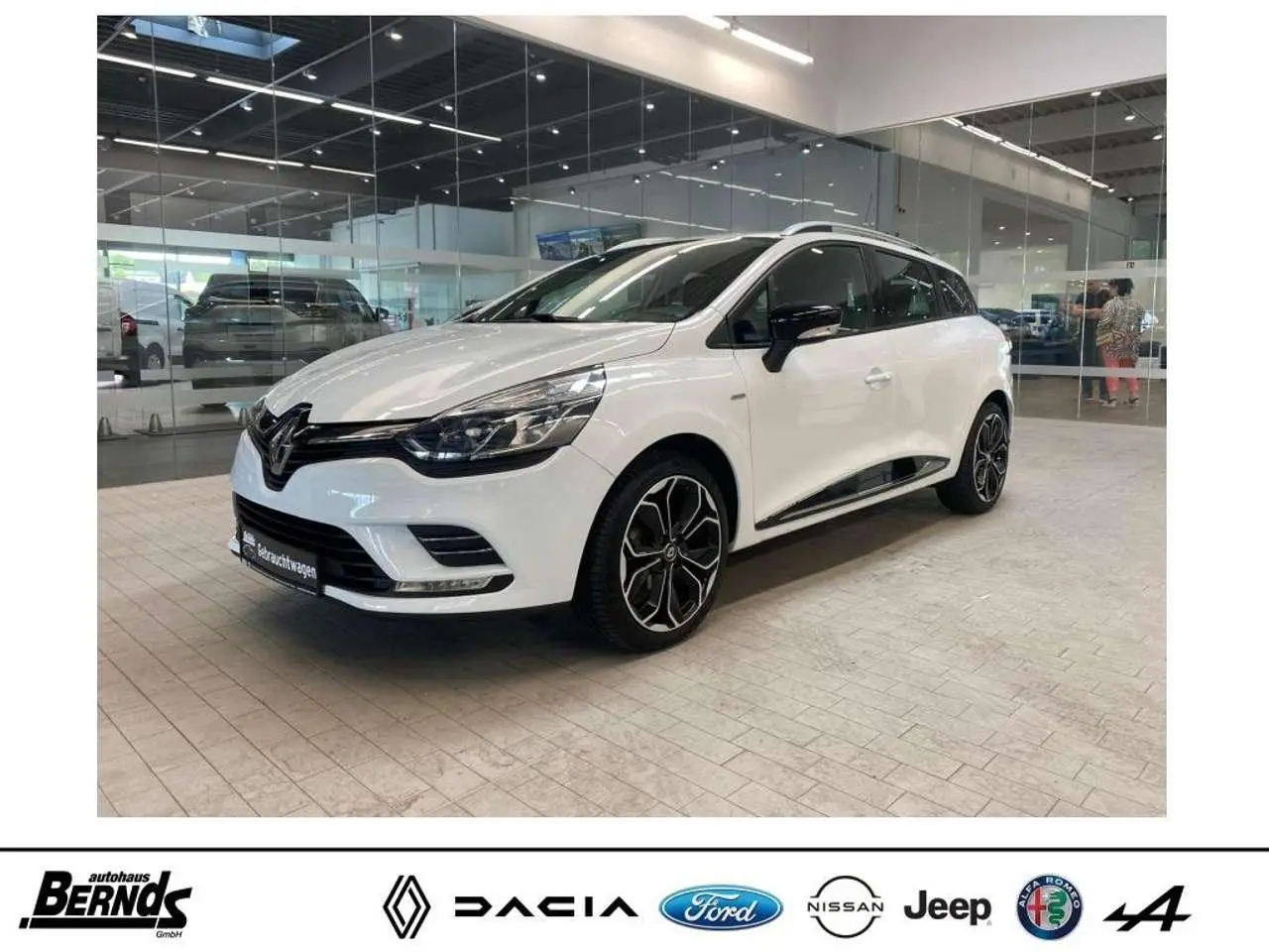 Photo 1 : Renault Clio 2019 Essence