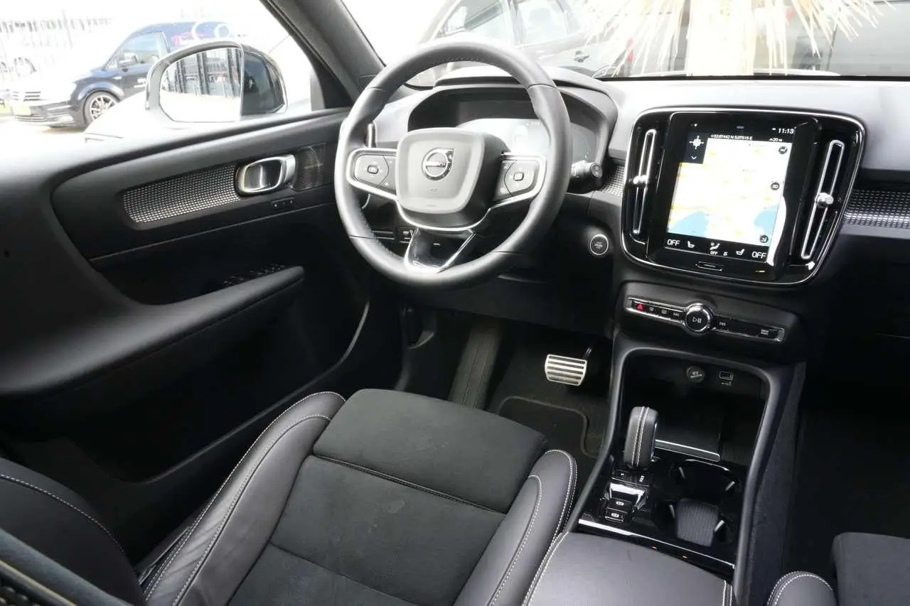 Photo 1 : Volvo Xc40 2022 Hybride