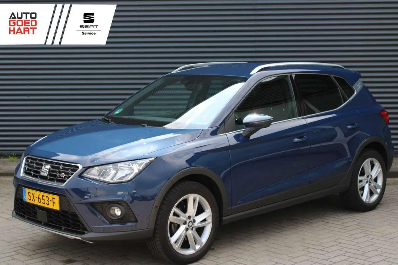 Photo 1 : Seat Arona 2018 Petrol