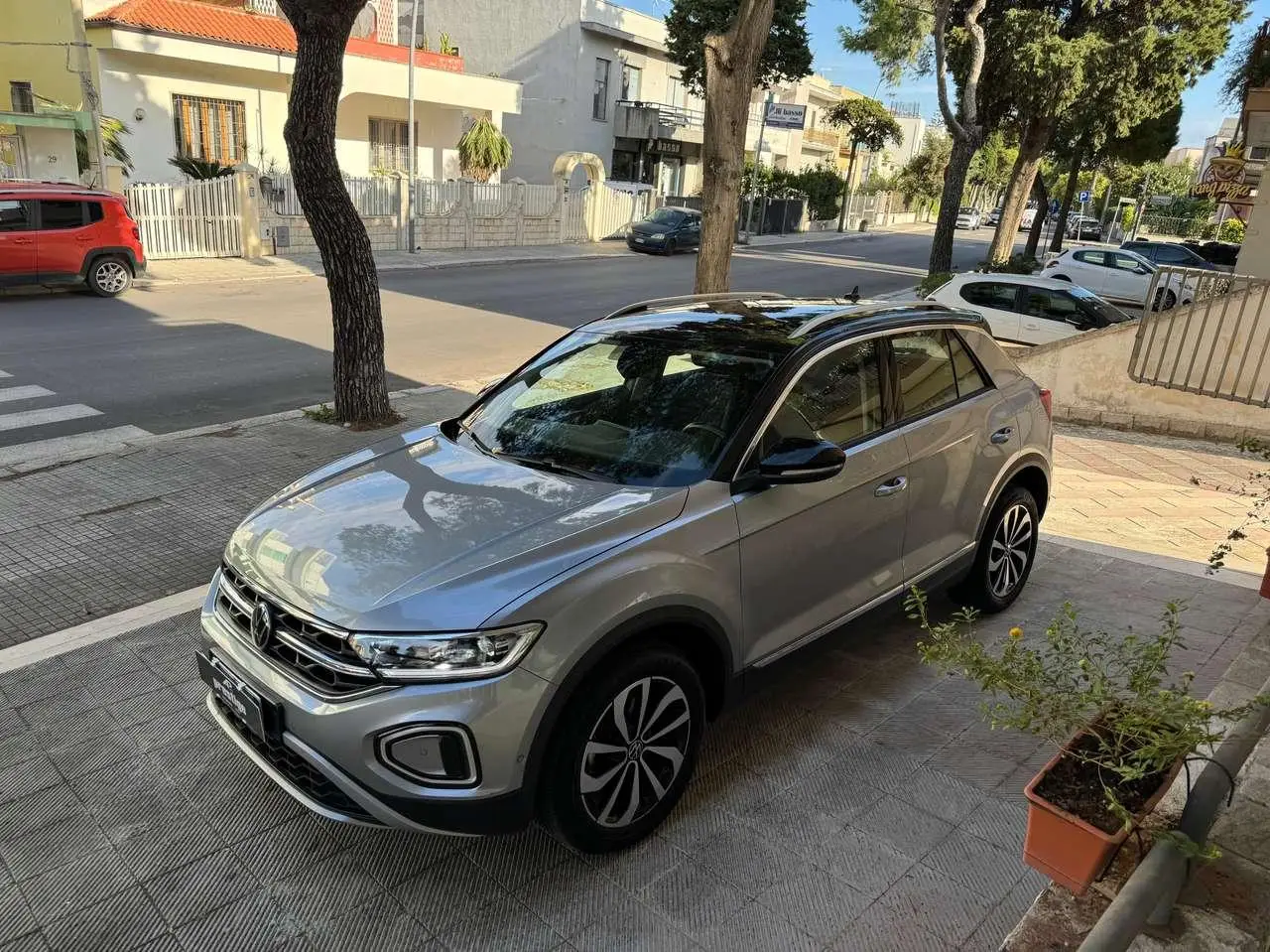 Photo 1 : Volkswagen T-roc 2022 Diesel