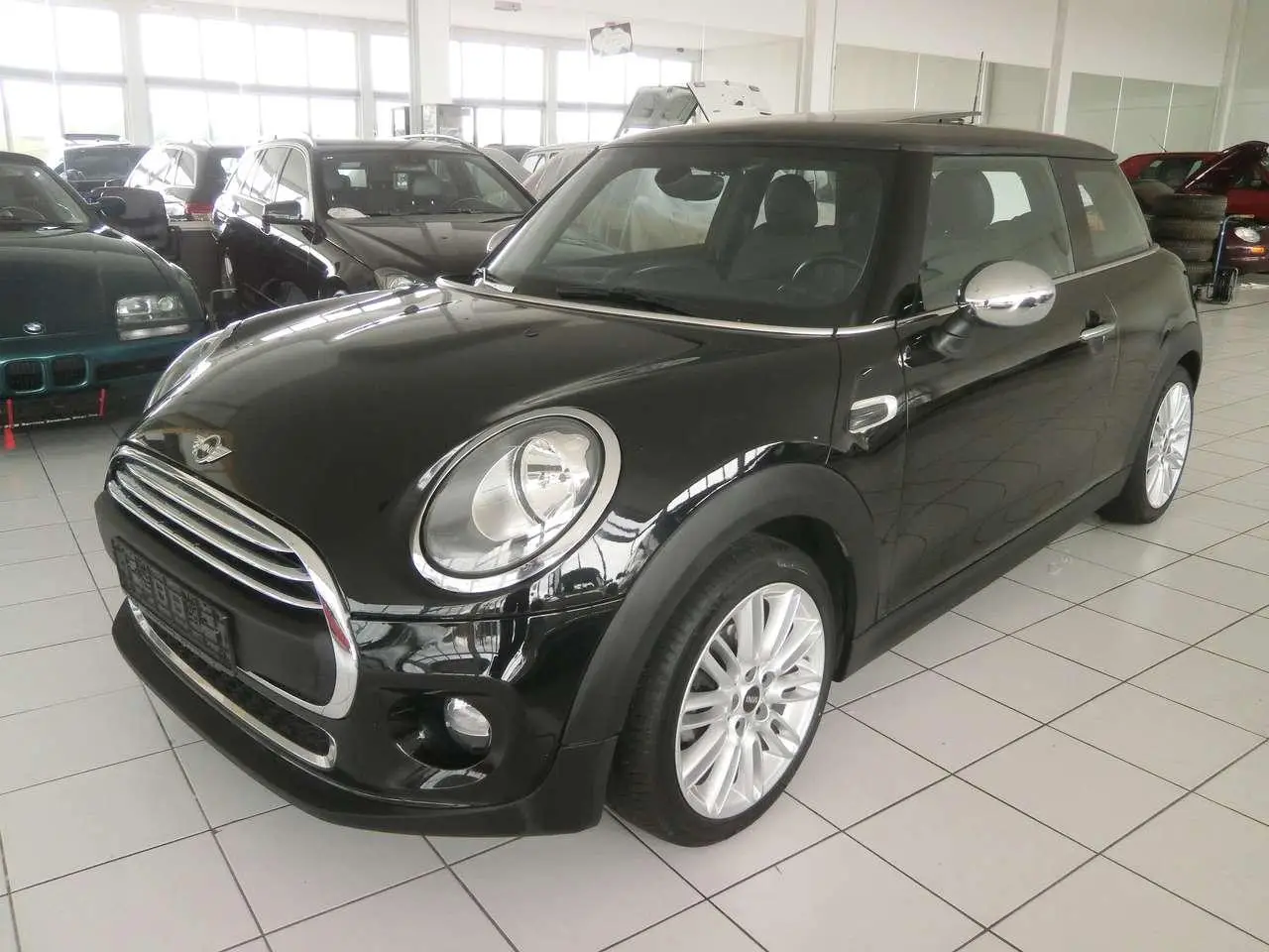 Photo 1 : Mini One 2016 Petrol