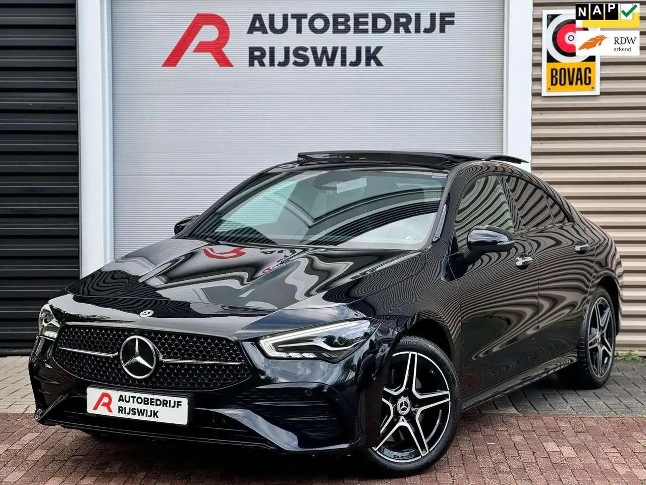 Photo 1 : Mercedes-benz Classe Cla 2023 Hybride