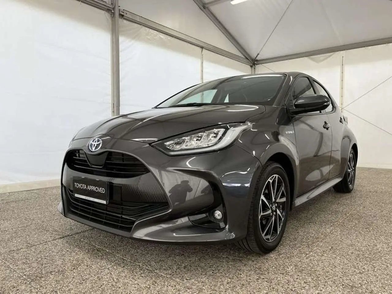 Photo 1 : Toyota Yaris 2021 Hybride