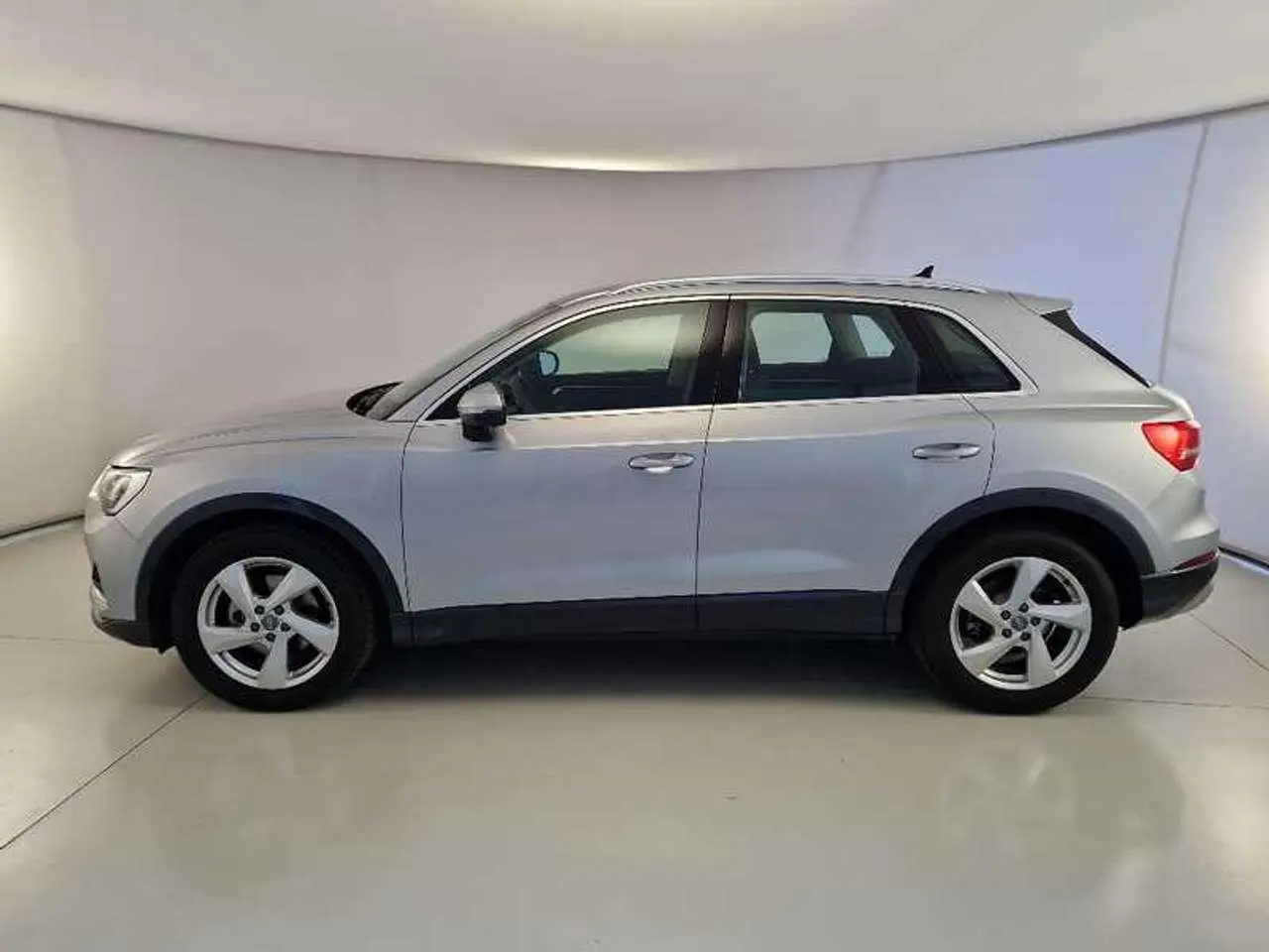 Photo 1 : Audi Q3 2020 Diesel