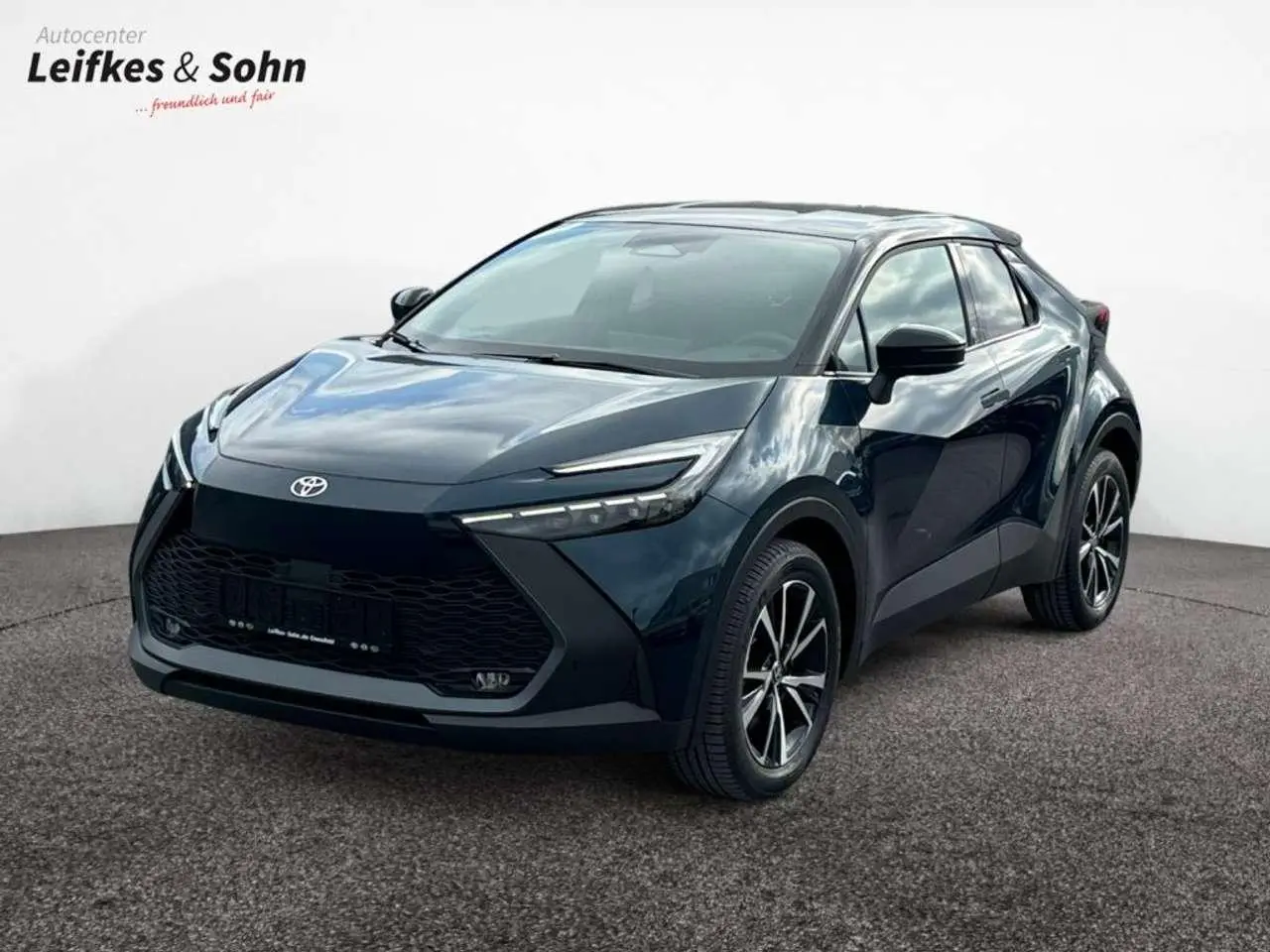 Photo 1 : Toyota C-hr 2024 Hybrid