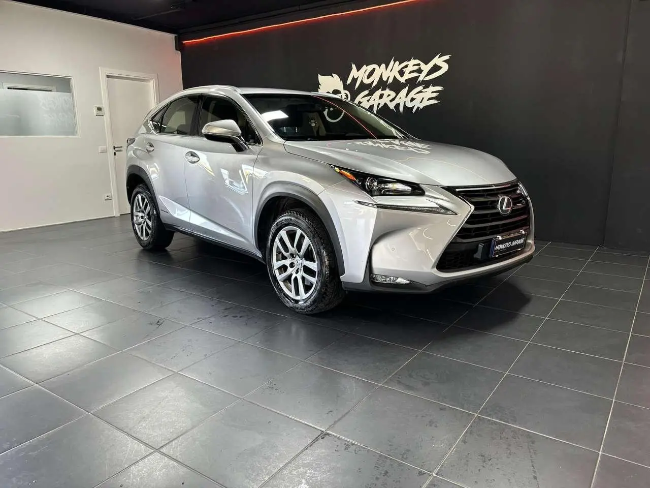 Photo 1 : Lexus Nx 2017 Hybrid