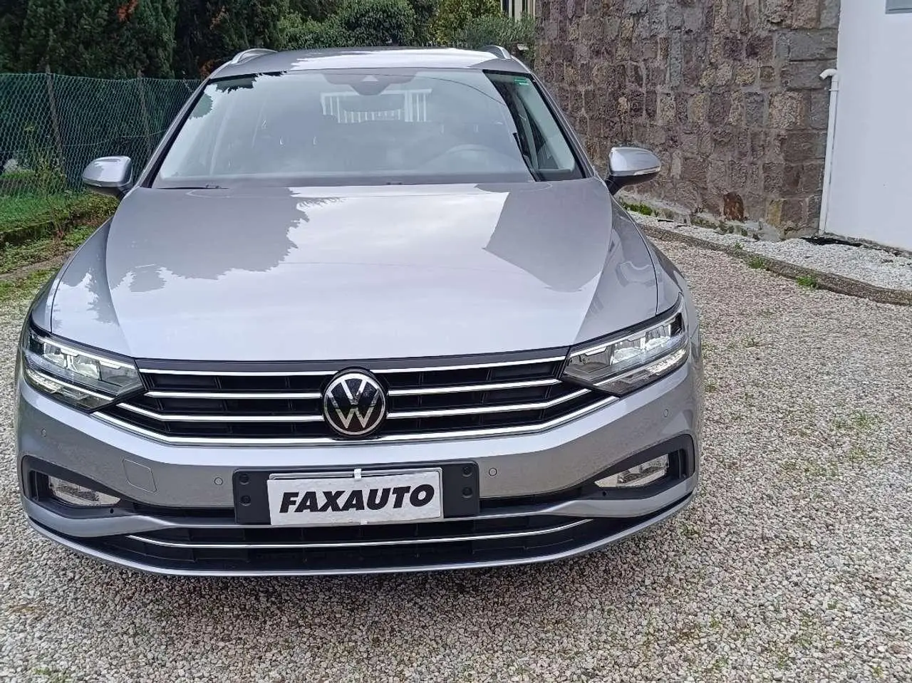 Photo 1 : Volkswagen Passat 2021 Diesel