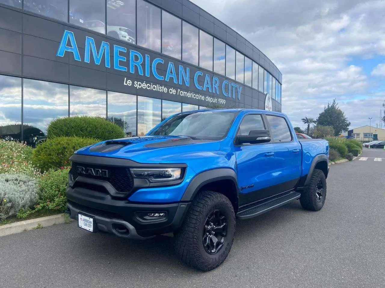 Photo 1 : Dodge Ram 2022 Petrol