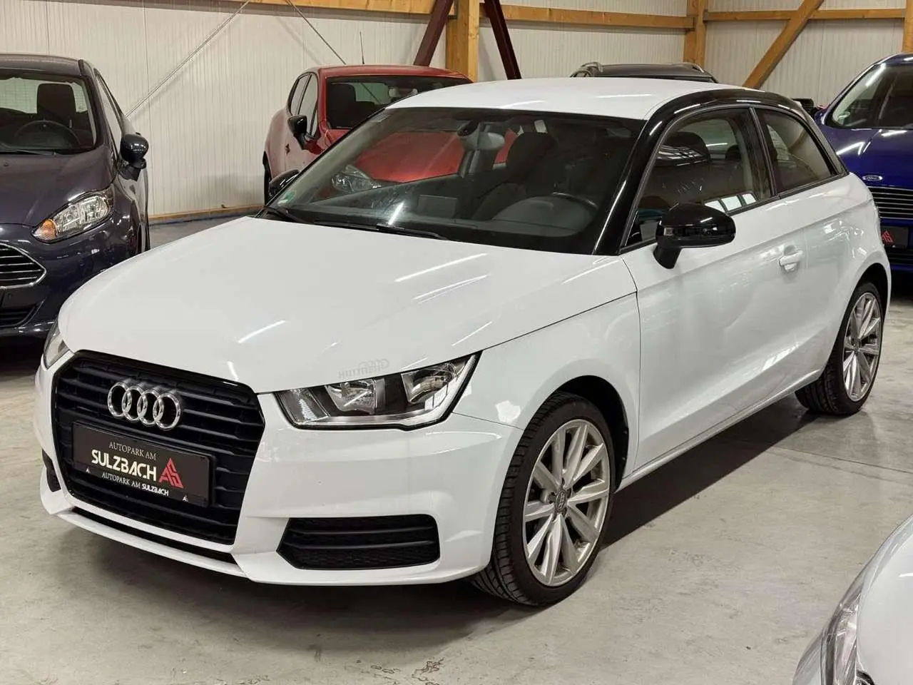 Photo 1 : Audi A1 2015 Essence