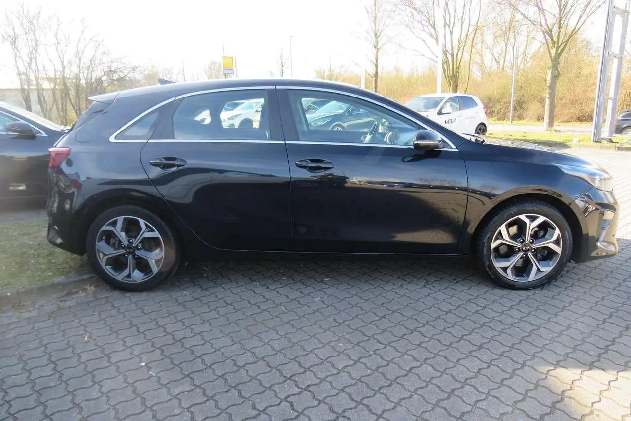 Photo 1 : Kia Ceed 2019 Petrol