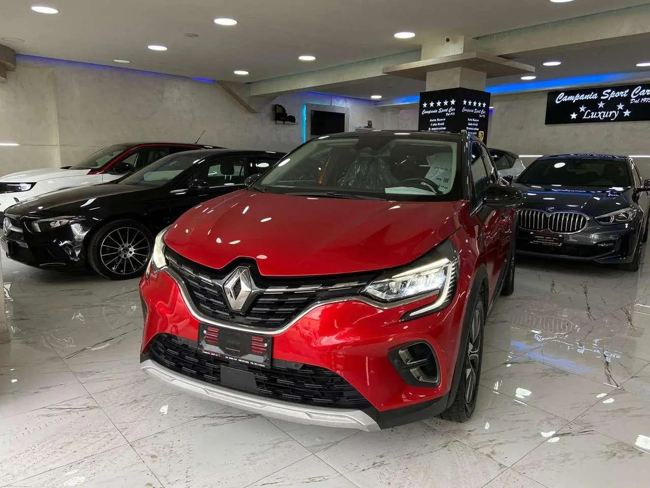 Photo 1 : Renault Captur 2021 Essence