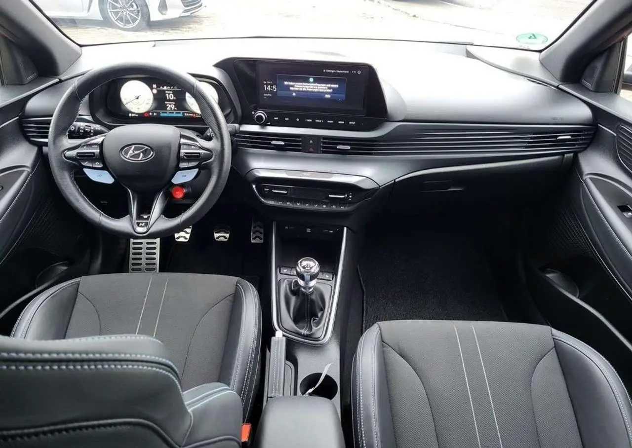 Photo 1 : Hyundai I20 2023 Petrol