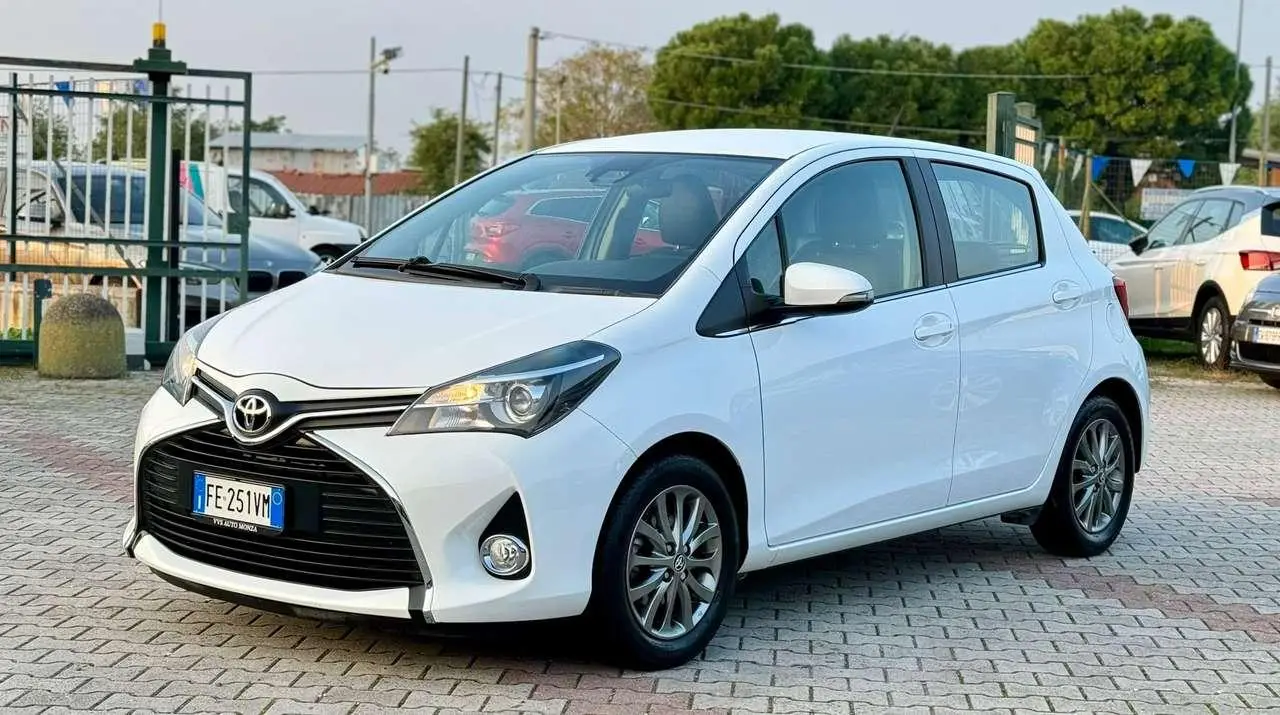 Photo 1 : Toyota Yaris 2016 Essence