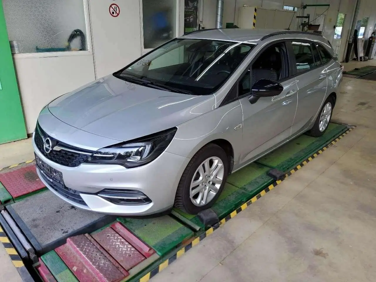 Photo 1 : Opel Astra 2021 Diesel