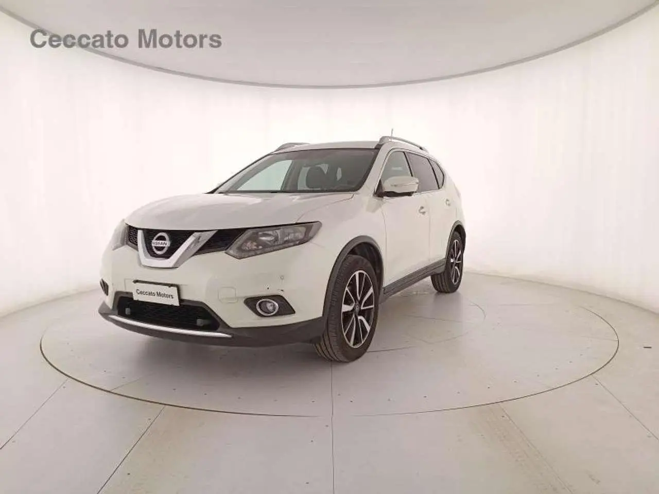 Photo 1 : Nissan X-trail 2016 Diesel