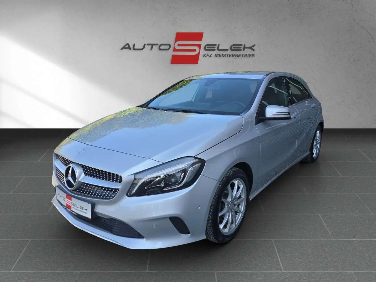 Photo 1 : Mercedes-benz Classe A 2016 Petrol