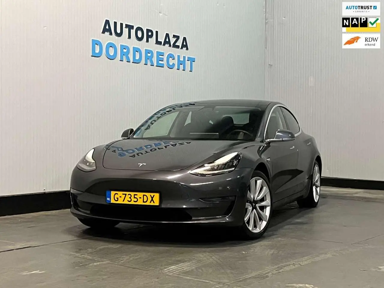 Photo 1 : Tesla Model 3 2019 Électrique