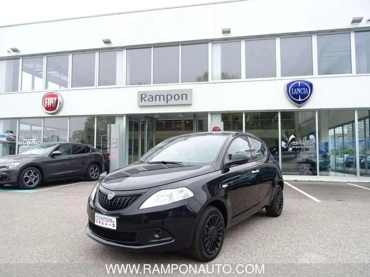 Photo 1 : Lancia Ypsilon 2023 Hybrid