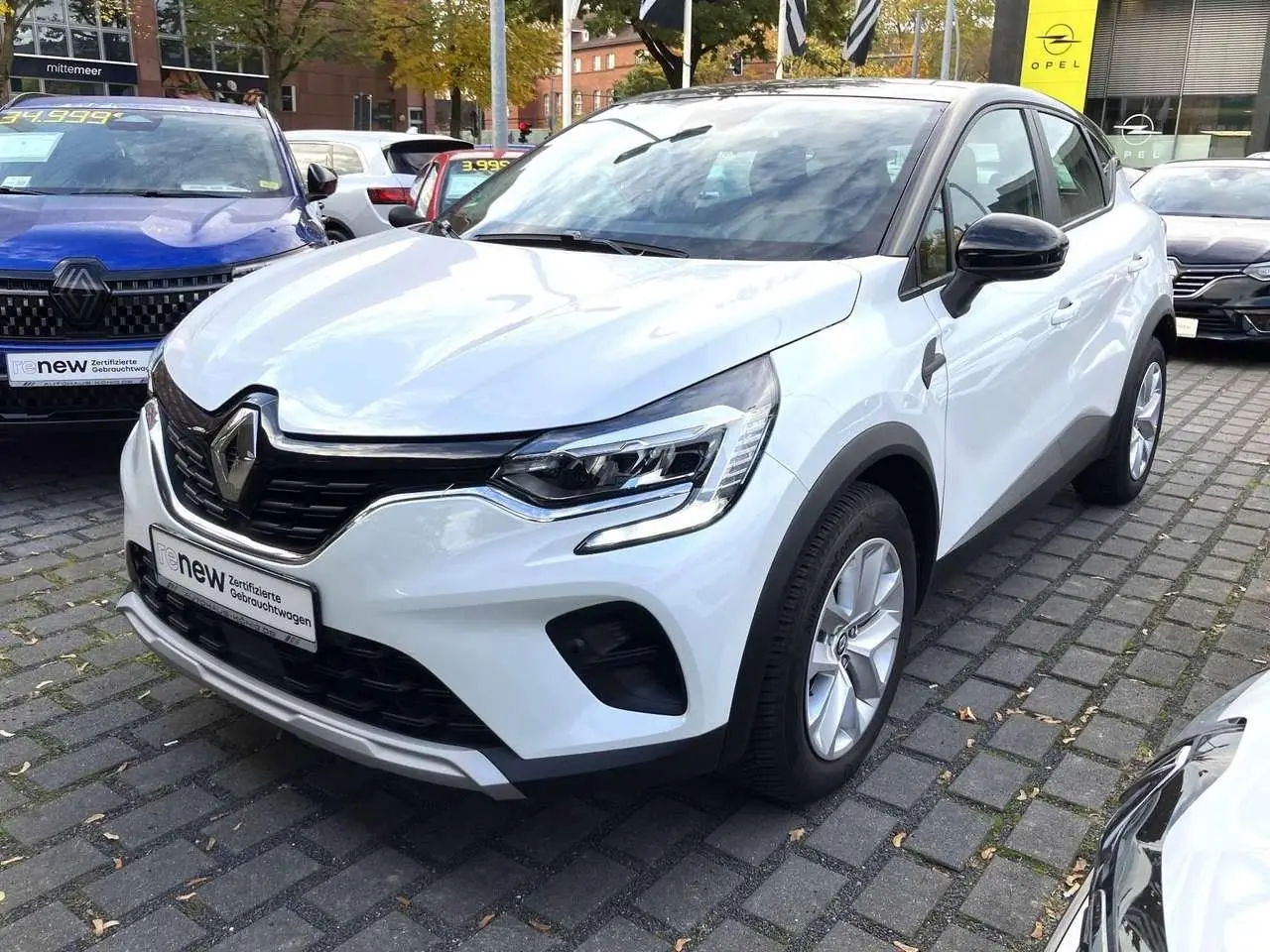 Photo 1 : Renault Captur 2023 Petrol