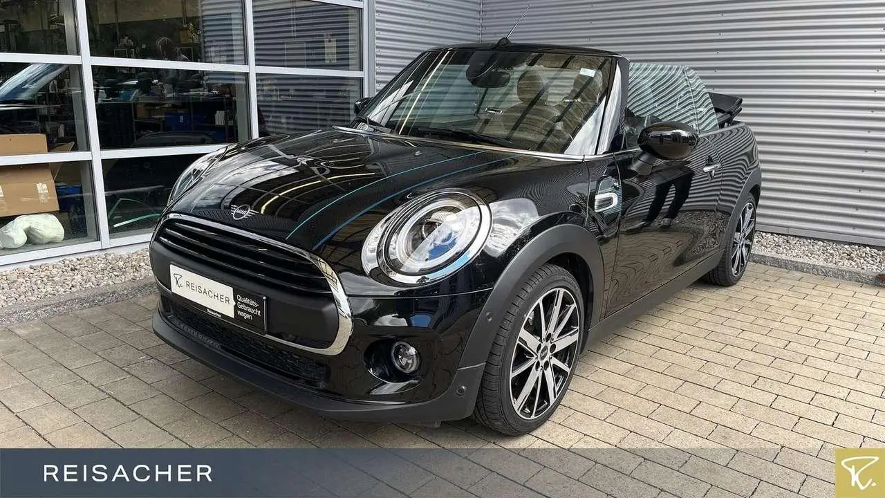 Photo 1 : Mini One 2021 Petrol