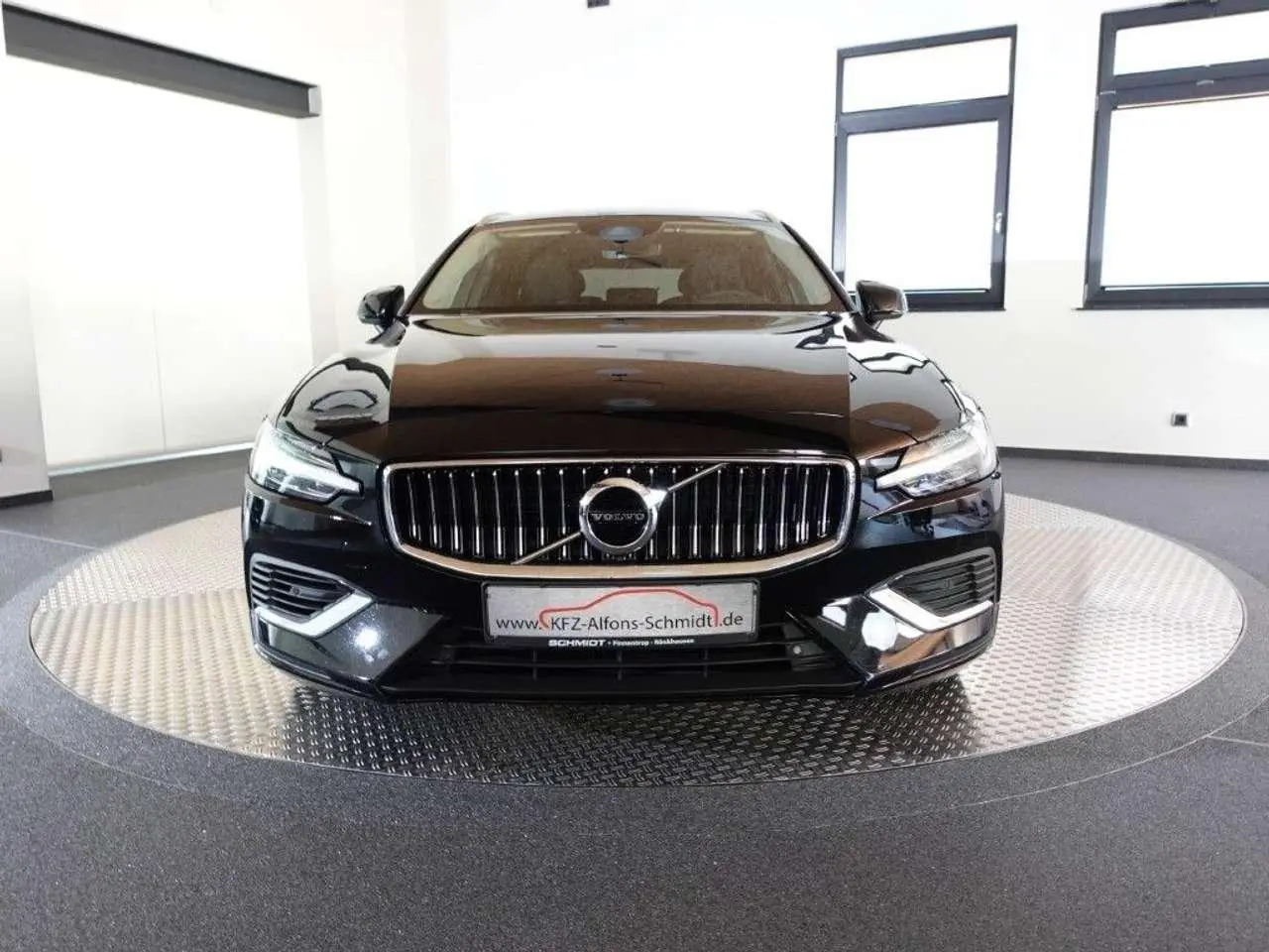 Photo 1 : Volvo V60 2021 Hybride