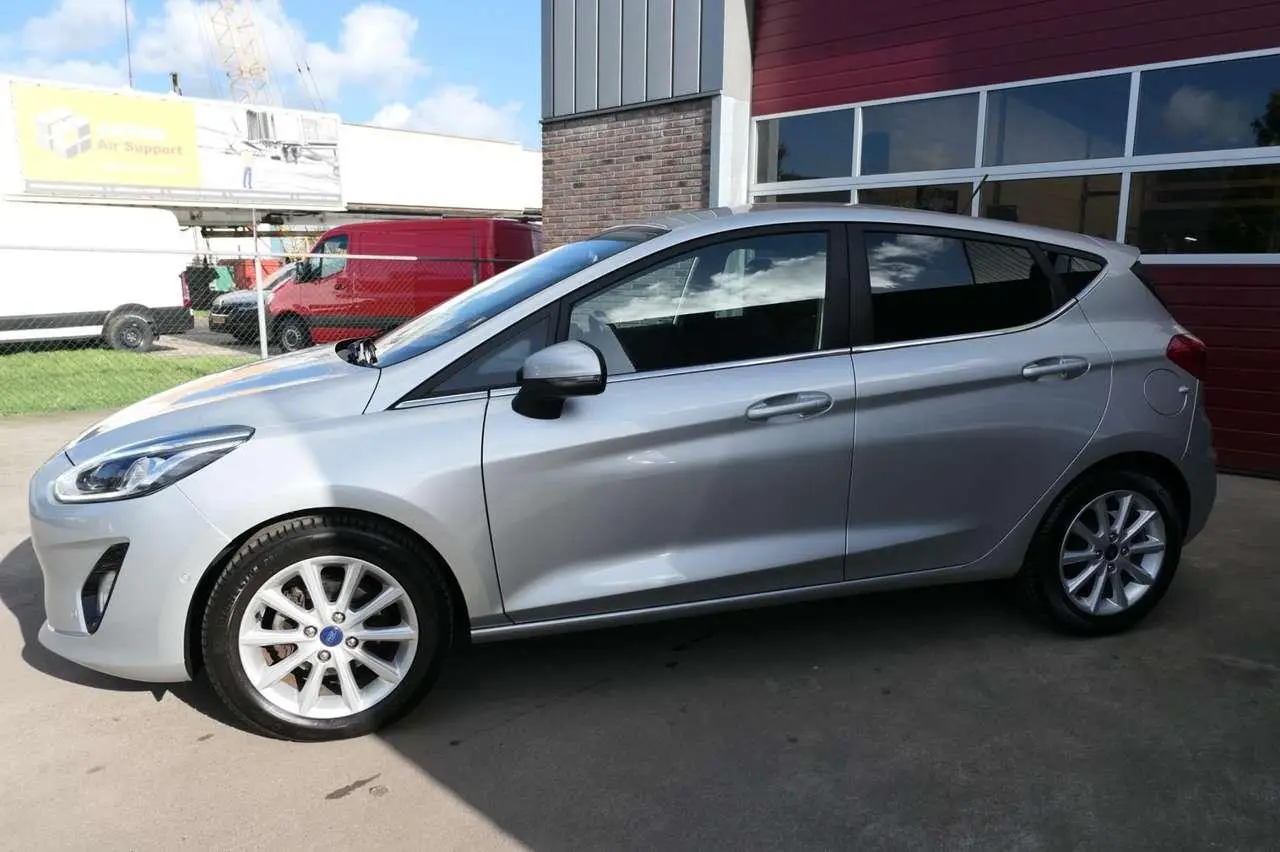 Photo 1 : Ford Fiesta 2018 Diesel