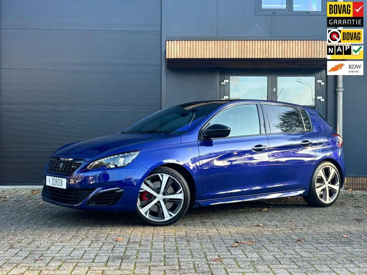 Photo 1 : Peugeot 308 2015 Petrol