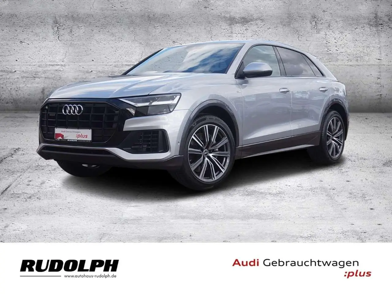 Photo 1 : Audi Q8 2021 Hybride