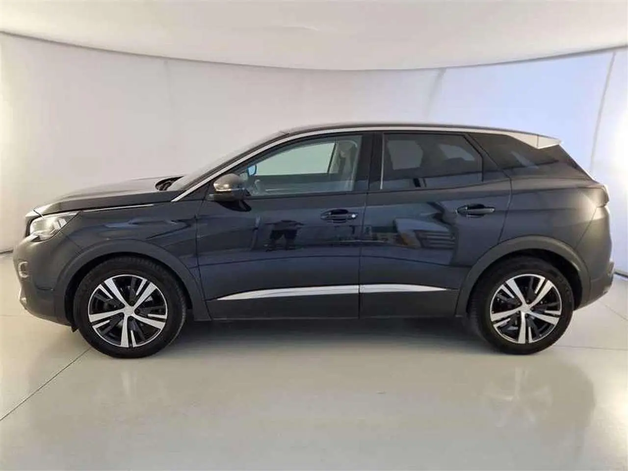 Photo 1 : Peugeot 3008 2020 Diesel