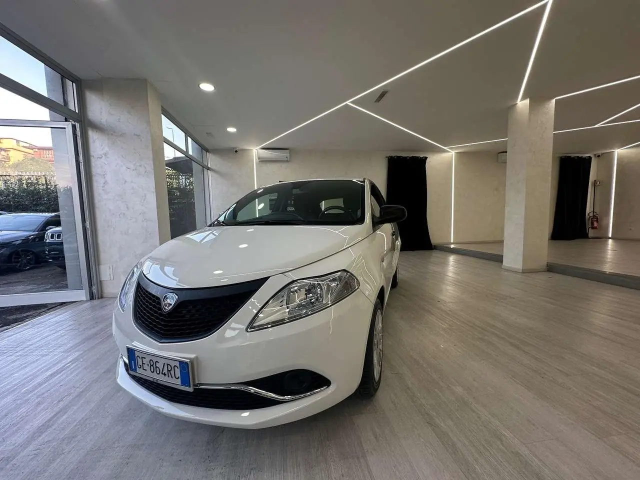 Photo 1 : Lancia Ypsilon 2021 Hybrid