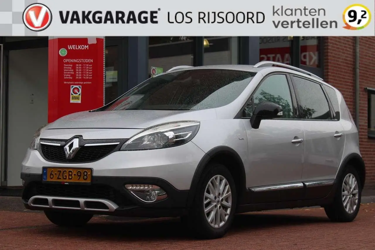 Photo 1 : Renault Scenic 2015 Essence