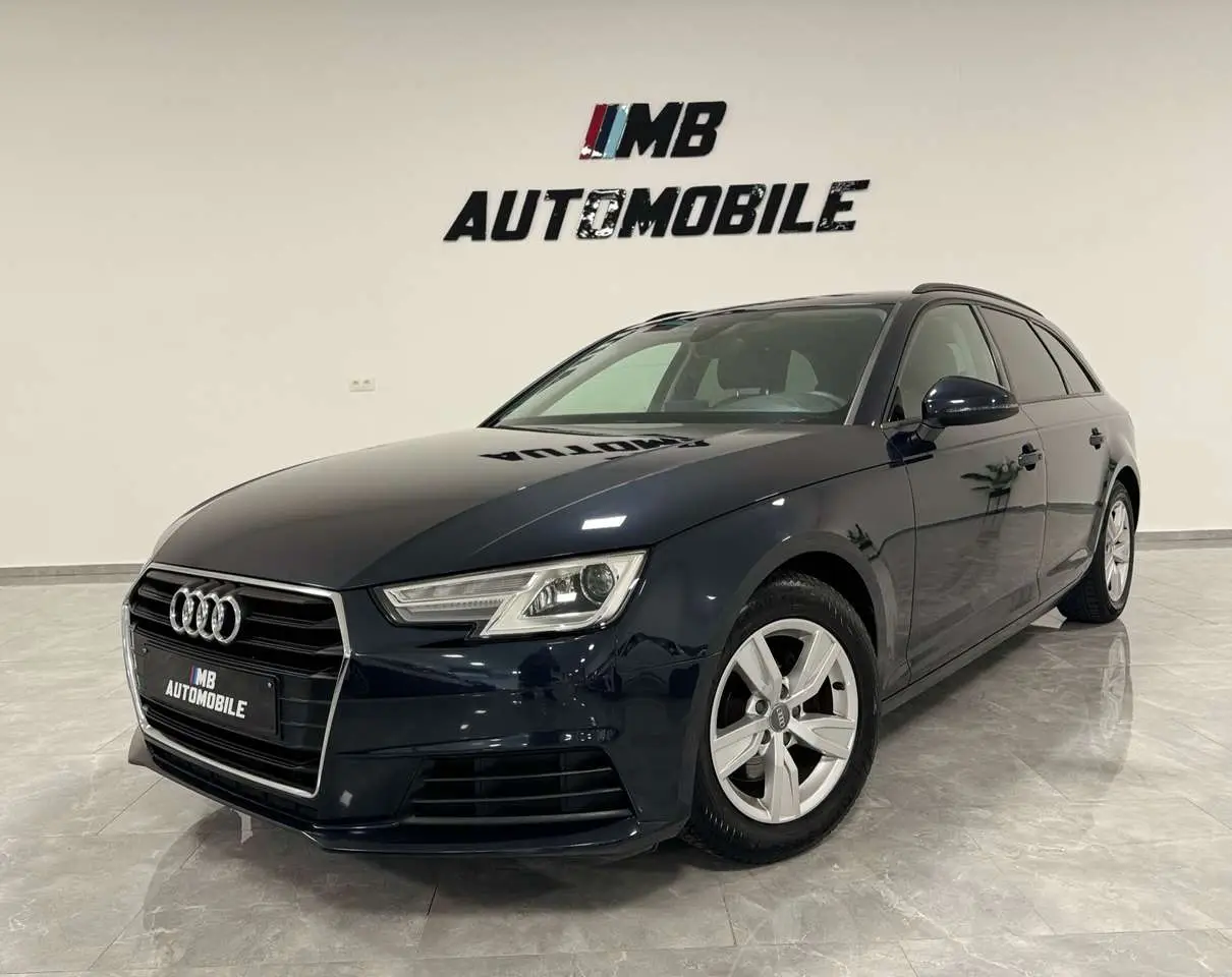 Photo 1 : Audi A4 2018 Diesel