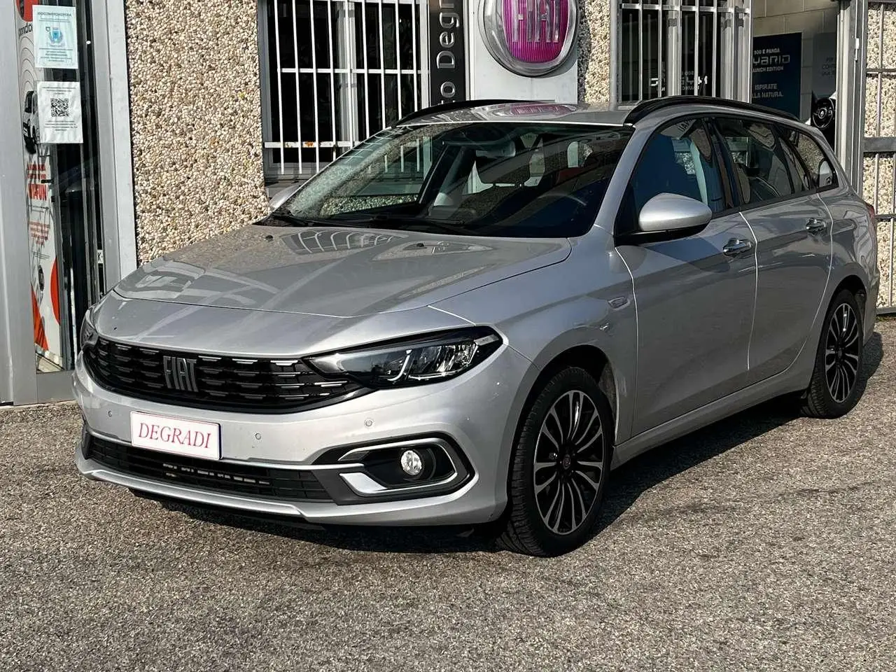 Photo 1 : Fiat Tipo 2021 Petrol