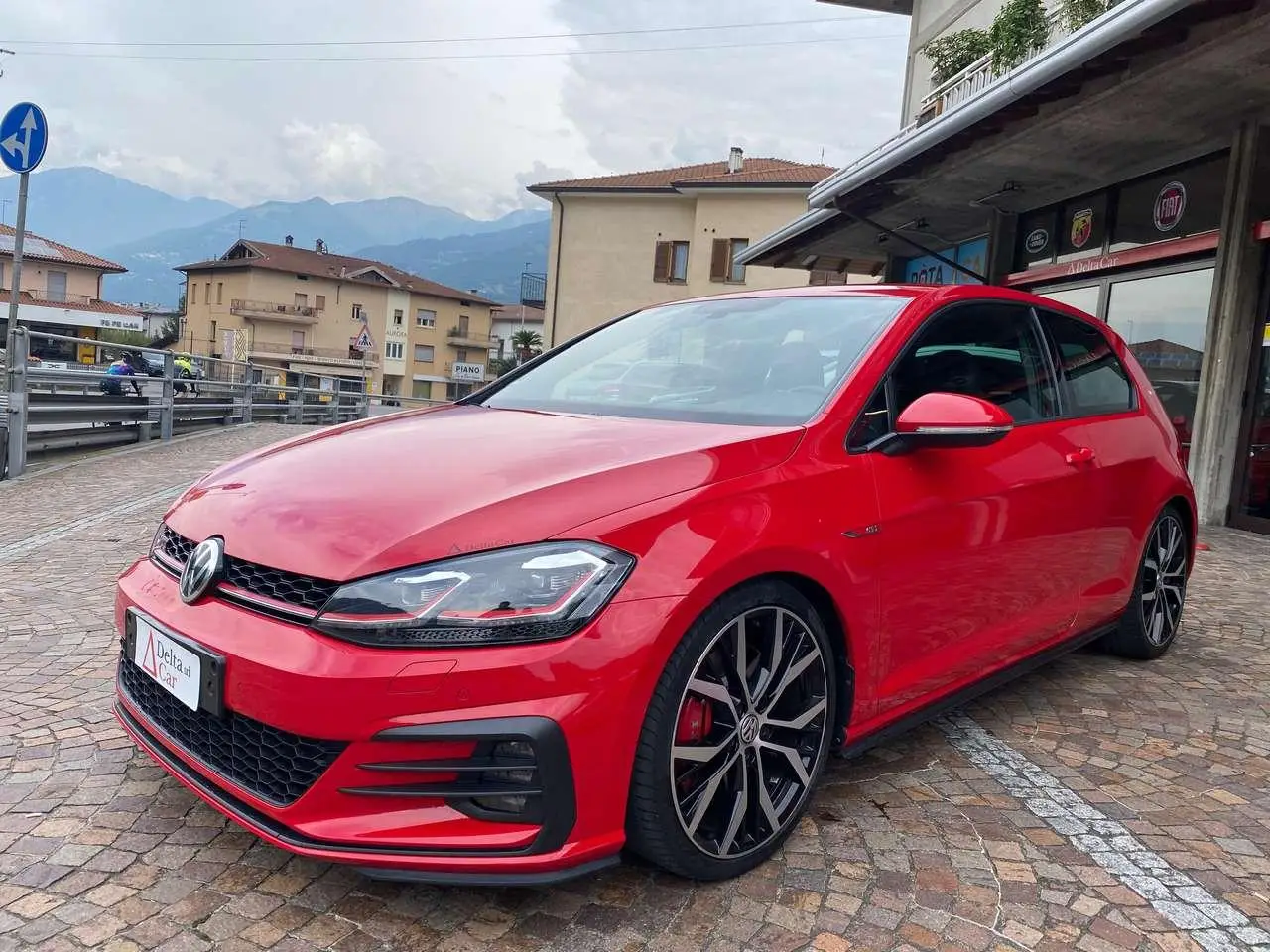 Photo 1 : Volkswagen Golf 2019 Essence