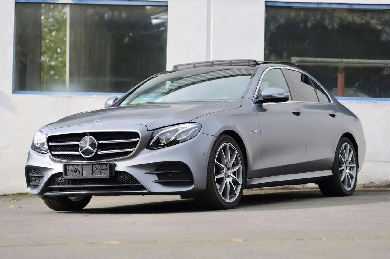 Photo 1 : Mercedes-benz Classe E 2020 Petrol