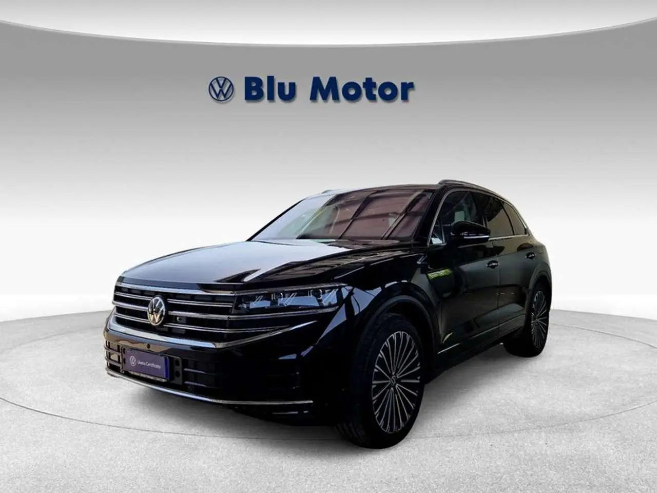 Photo 1 : Volkswagen Touareg 2024 Hybride