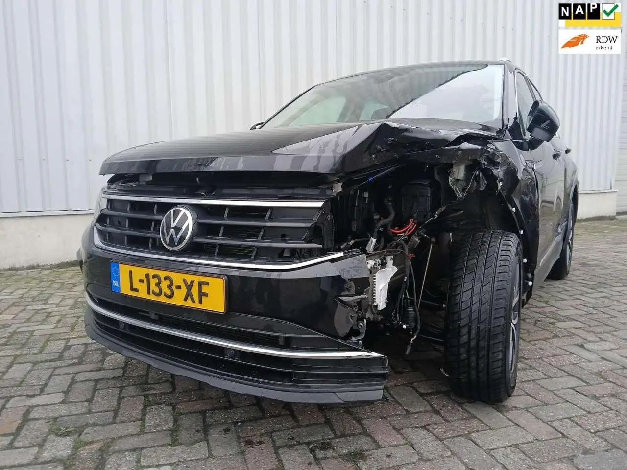 Photo 1 : Volkswagen Tiguan 2021 Petrol