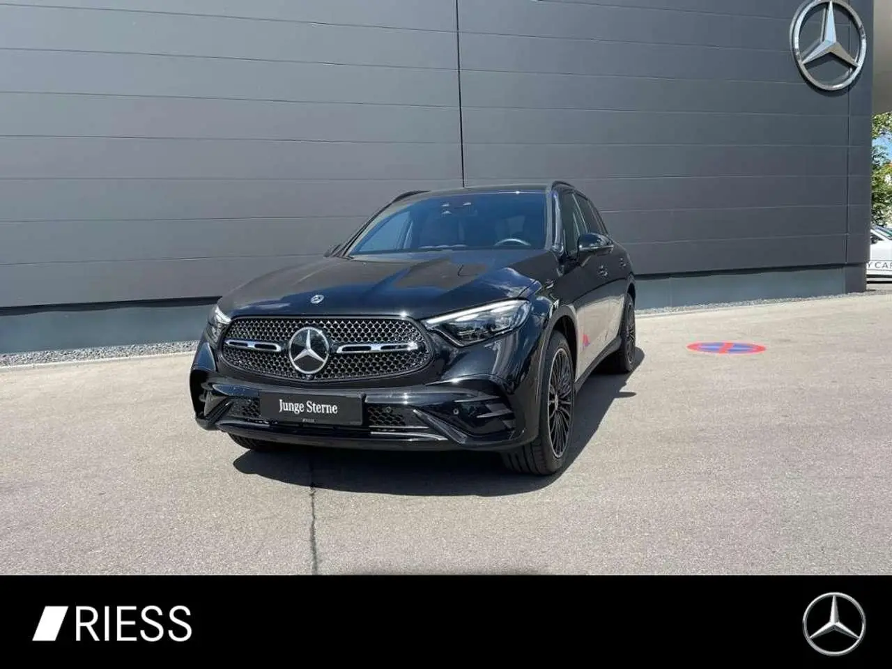 Photo 1 : Mercedes-benz Classe Glc 2023 Petrol