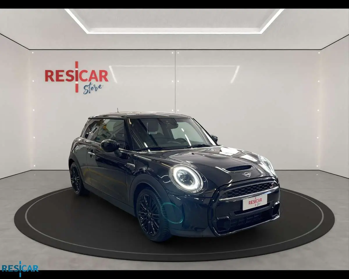 Photo 1 : Mini Cooper 2023 Essence