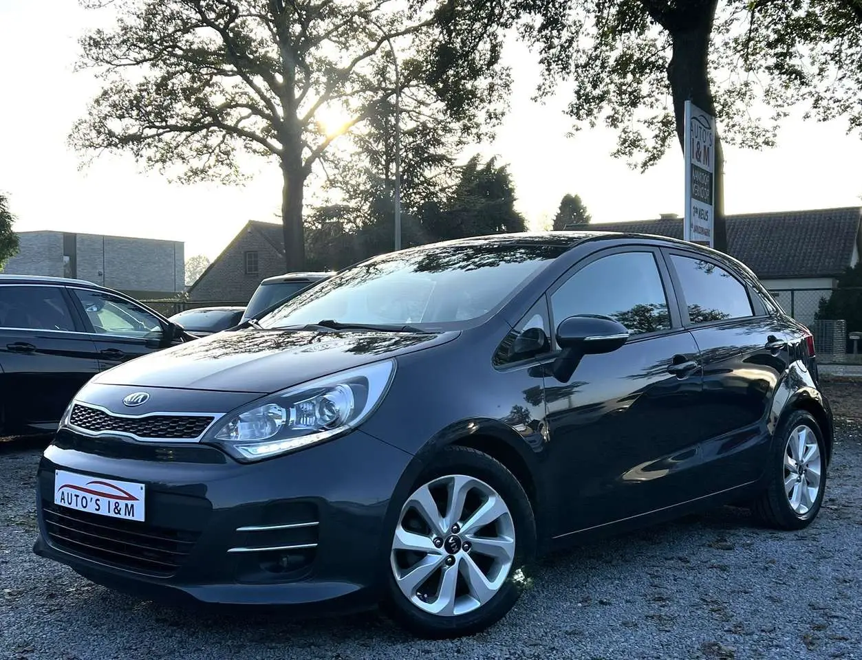 Photo 1 : Kia Rio 2016 Petrol