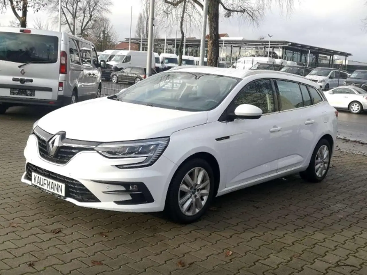 Photo 1 : Renault Megane 2021 Hybrid