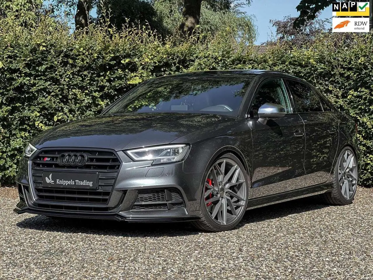 Photo 1 : Audi S3 2017 Essence