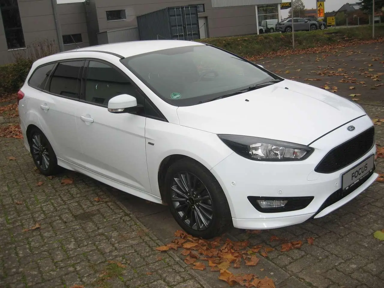 Photo 1 : Ford Focus 2017 Petrol