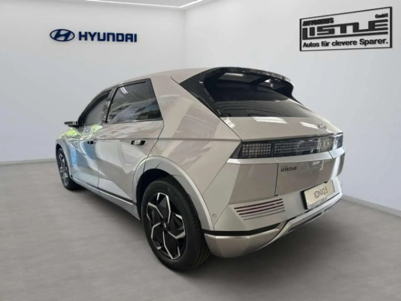 Photo 1 : Hyundai Ioniq 2024 Électrique