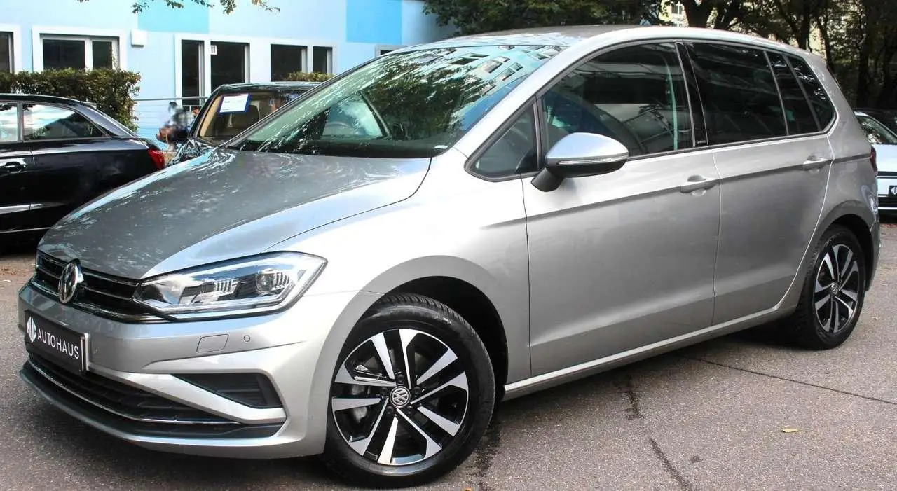 Photo 1 : Volkswagen Golf 2020 Essence